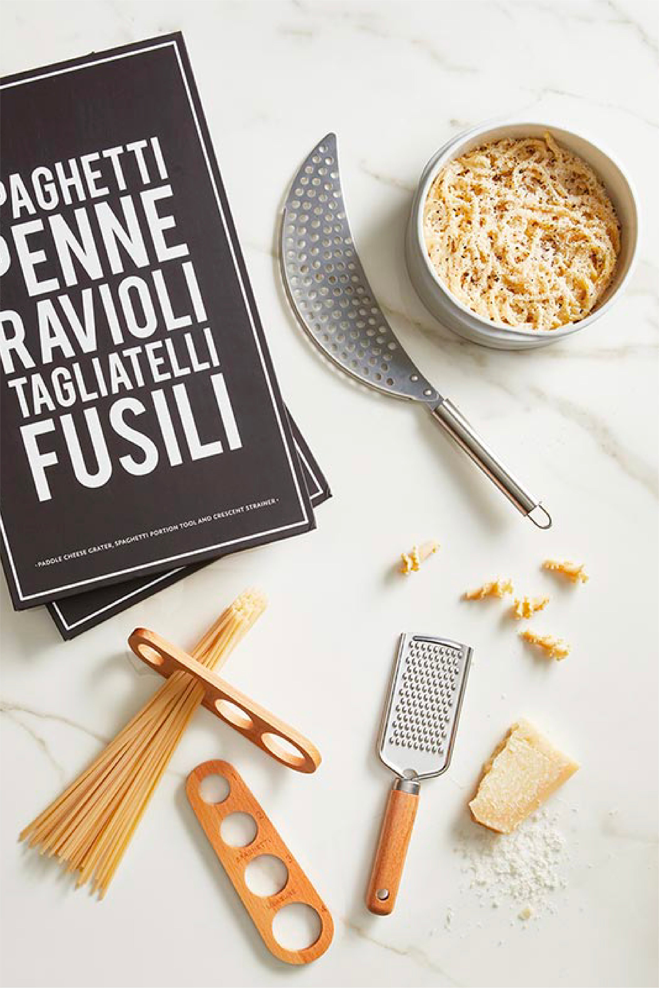 Pasta Essentials Gift Box image 2