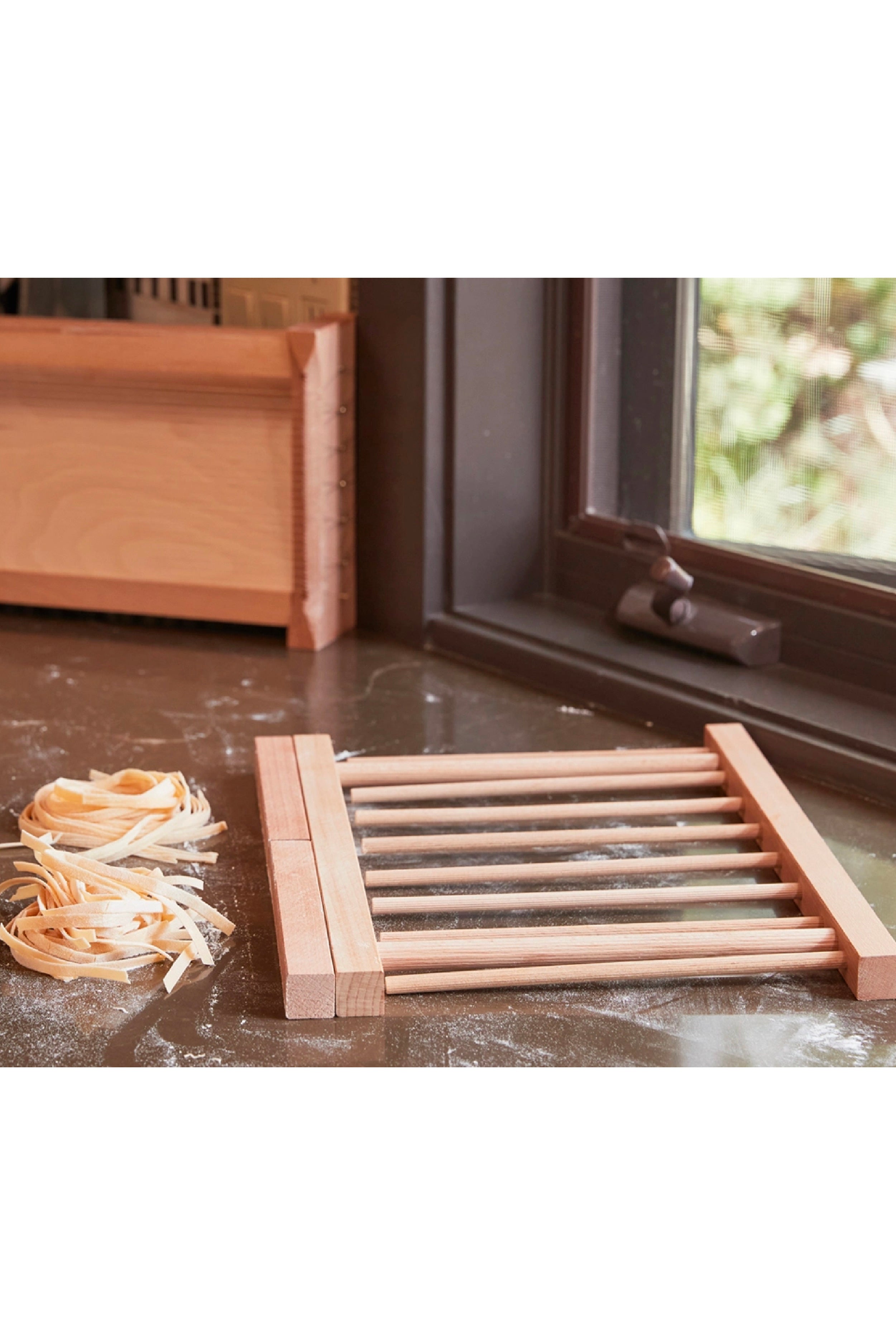 Collapsible Pasta Drying Rack image 3